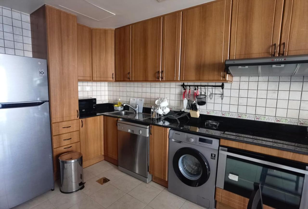 Serenity 3Br Palm View In Marina Apartment Dubai Bagian luar foto