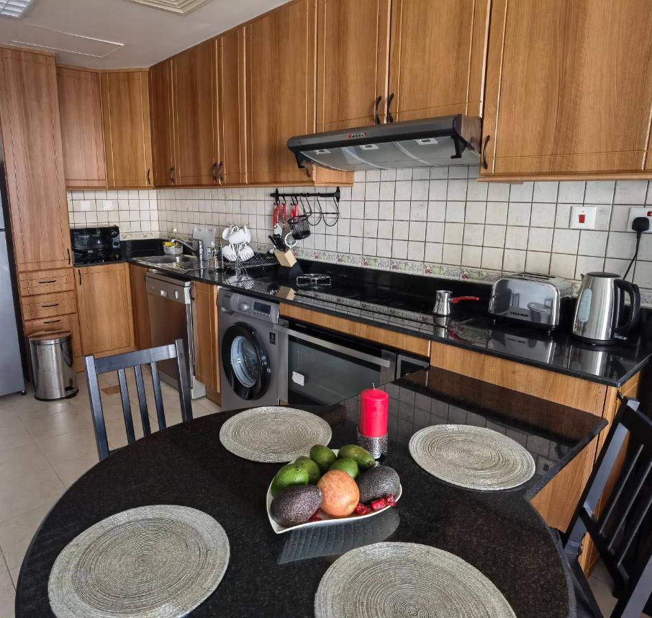 Serenity 3Br Palm View In Marina Apartment Dubai Bagian luar foto