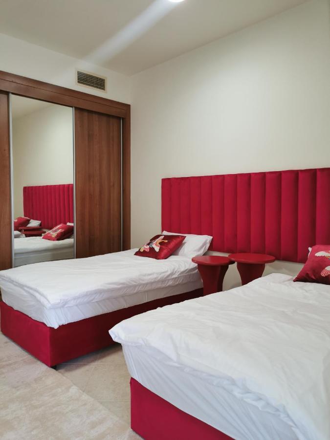 Serenity 3Br Palm View In Marina Apartment Dubai Bagian luar foto