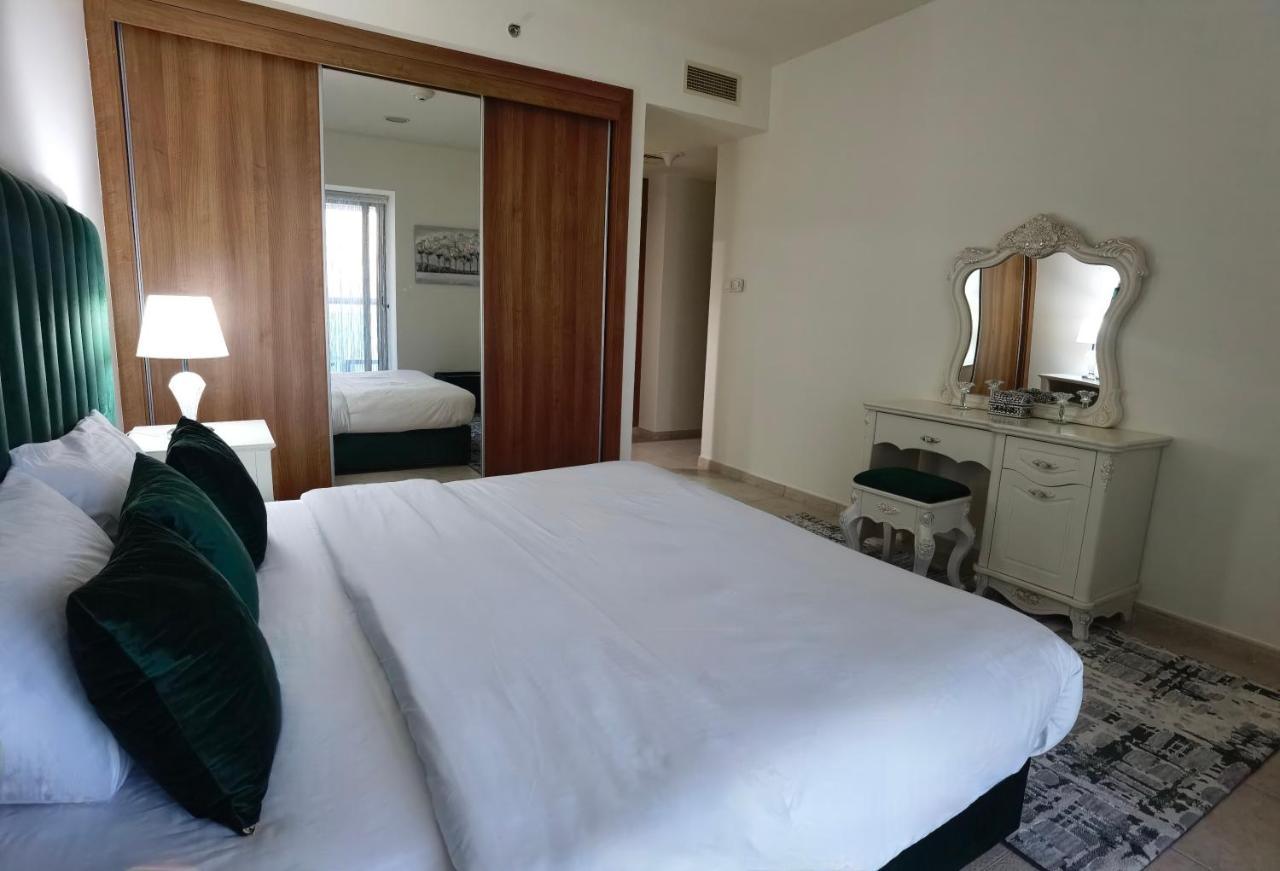 Serenity 3Br Palm View In Marina Apartment Dubai Bagian luar foto